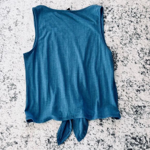 W5 Women's Sleeveless Tank Top Shirt SZ Medium - Picture 12 of 12